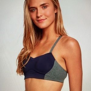 Brooks Fineform Sports Bra NWOT